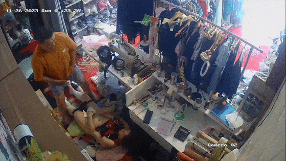 破解家庭摄像头啪啪合集 奇葩变态的一家人34V/5.54G